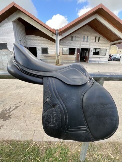 Ikonic Springsattel „PRO Evolution“, 17 Zoll, schwarz, Ikonic Pro Evolution, Annika Lüning, Jumping Saddle, Berlin , Image 7