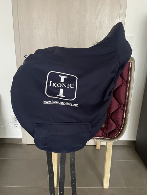 Ikonic Light Dressur 17 Zoll in Topzustand, Ikonic Light Dressur, Julia, Siodła ujeżdżeniowe, Weilheim