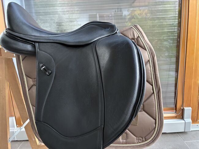 Ikonic Light Dressur 17 Zoll, Ikonic Light Dressjr, Julia, Dressage Saddle, Weilheim, Image 5