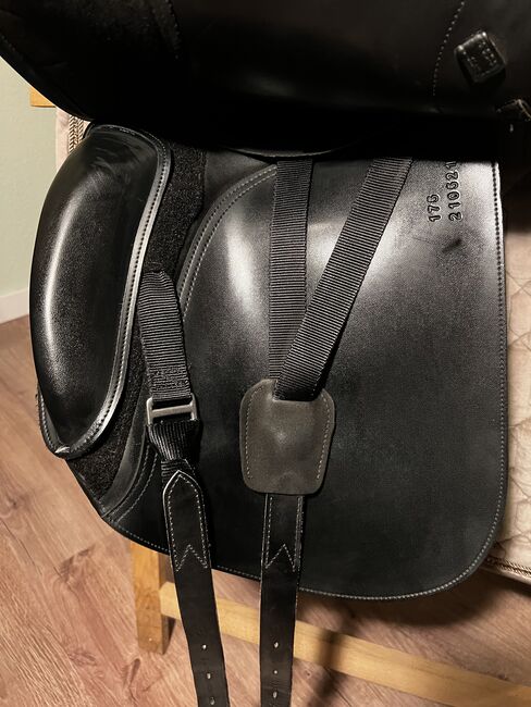 Ikonic light Dressursattel, Ikonic  Light hybrid , Vivien Voigtmann, Dressage Saddle, Leipzig , Image 4