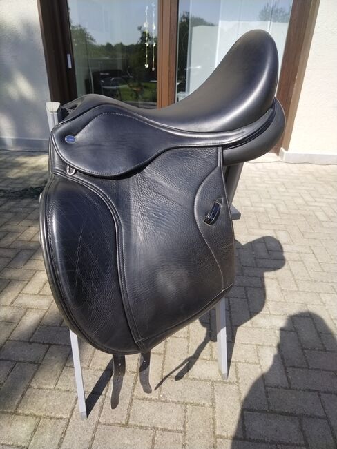 Ikonic light Dressursattel in 18 Zoll mit lack, Ikonic  Light hybrid , Sophie, Dressage Saddle, Welver, Image 2