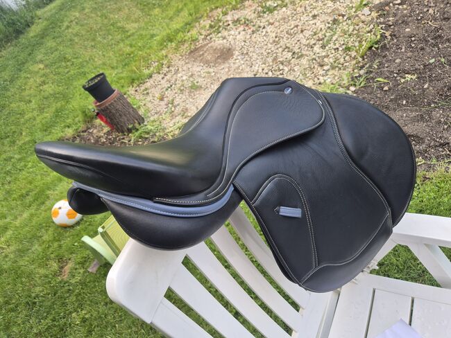 Ikonic light Vielseitigkeitssattel, Ikonic Light Vielseitigkeitssattel , Julia Kornmaier , All Purpose Saddle, Immendingen, Image 6