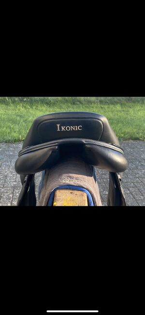 Ikonic Pro Evolution schwarz 17“, Ikonic  Pro Evolution , Kim Müsse, Siodła skokowe, Bad Berleburg, Image 4