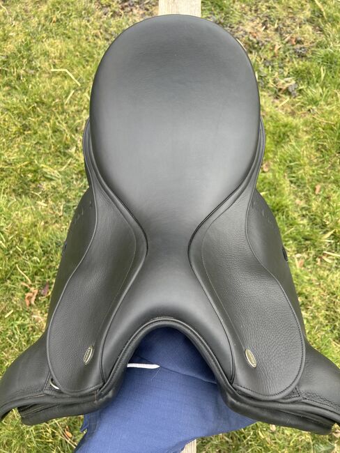 IKONIC Pro Line Evolution Dressursattel D04 17,5 wNEU 09/2021 Klettpauschen Vollleder, IKONIC Pro Evolution , Jasmin, Dressage Saddle, 74538 Rosengarten, Image 5