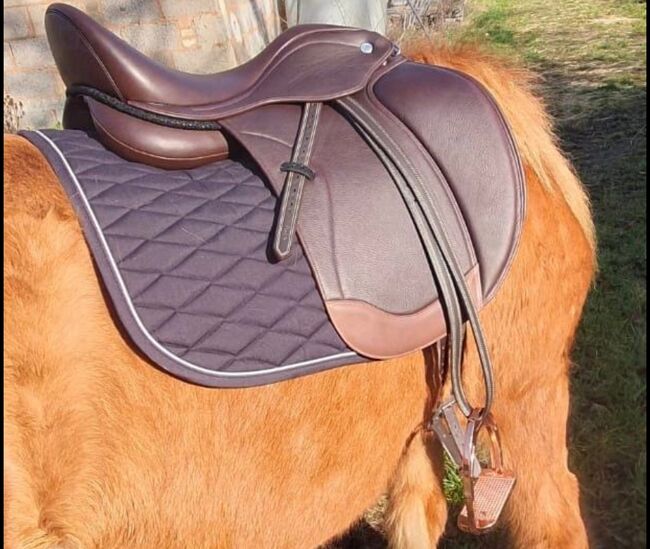 Ikonic sattel, Ikonic, Jasmin, Lambskin Pad, Saarbrücken