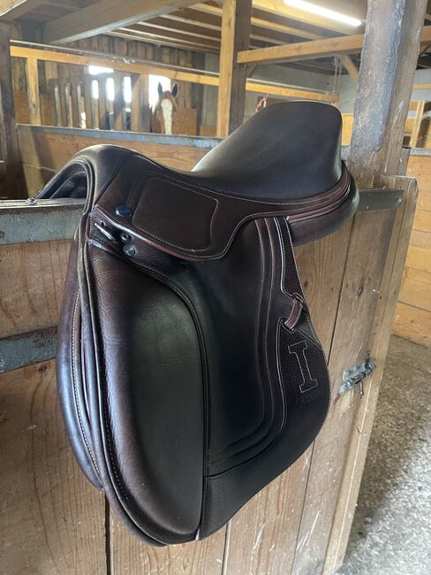 Ikonic springsattel, Ikonic Evolution , Leonie, Jumping Saddle, Schwarzenberg, Image 2