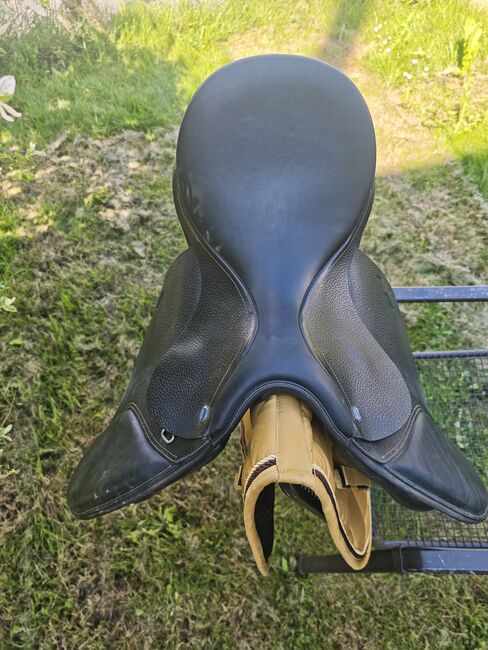 Ikonic VSD Evolution Line 17,5 Zoll Sattel, IKONIC EVOLUTION COMFORT VIELSEITIGKEITSSATTEL EVOA02, Nadine Semrau, All Purpose Saddle, Kreuzlingen, Image 3