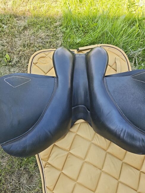 Ikonic VSD Evolution Line 17,5 Zoll Sattel, IKONIC EVOLUTION COMFORT VIELSEITIGKEITSSATTEL EVOA02, Nadine Semrau, All Purpose Saddle, Kreuzlingen, Image 5