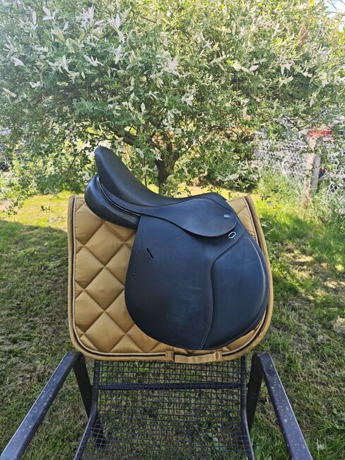Ikonic VSD Evolution Line 17,5 Zoll Sattel, IKONIC EVOLUTION COMFORT VIELSEITIGKEITSSATTEL EVOA02, Nadine Semrau, Vielseitigkeitssattel (VS), Kreuzlingen