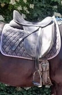 Isabell werth sattel mit clairsystem, Wintec Isabel Werth, Kirsten Pfeifer , Dressage Saddle, Mainz, Image 2