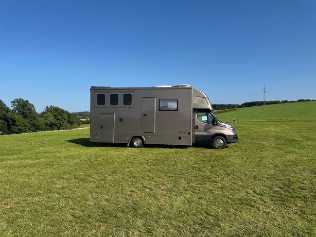 Iveco Pferdetransporter Daily 72-210 Automatik Wohnmobil, Iveco Iveco Daily, Gerhard Strobel (Dickenherr Trucks und Trailers), Horse Trailers, Baden-Württemberg - Unterschneidheim, Image 5