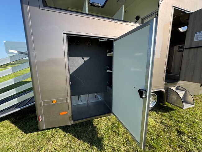Iveco Pferdetransporter Daily 72-210 Automatik Wohnmobil, Iveco Iveco Daily, Gerhard Strobel (Dickenherr Trucks und Trailers), Horse Trailers, Baden-Württemberg - Unterschneidheim, Image 17