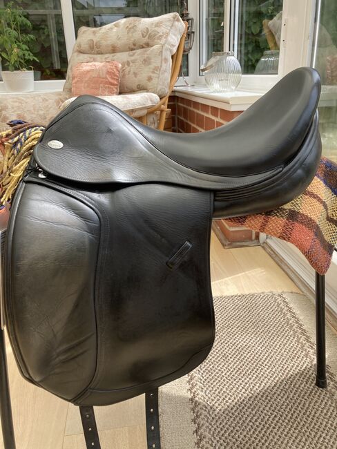 Jaguar XKC dressage saddle, Jaguar XKC Paris , Karen sansom, Dressage Saddle, Ashby-de-la-zouch, Image 5