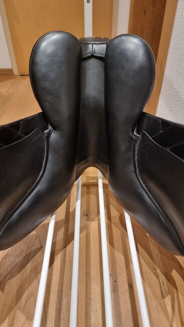 Jorge Canaves Celebration Dressur Sattel 17,5 Zoll, Jorge Canaves Celebration Dressur, Simone, Dressage Saddle, Stans, Image 4