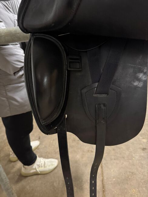 Jorge Canaves Dressur Sattel P3 17 Zoll, Jorge Canaves  P3, Farah, Dressage Saddle, Wiesbaden , Image 14