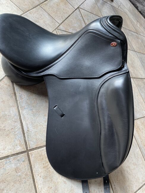 Jorge Canaves Dressursattel sehr guter Zustand 31/17,5, Jorge Canaves Trilenium, Anneli Menzel, Dressage Saddle, Apelern, Image 6