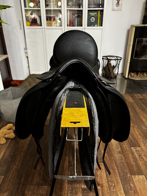 Jorge Canaves Vries Diamant, Jorge Canaves Vries Diamant , Anna, Dressage Saddle, Schierensee, Image 2