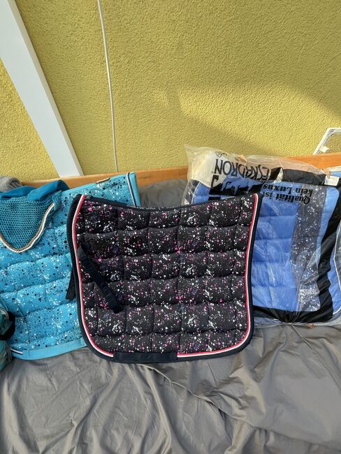 Sets Julia Eskadron, Patricia, Dressage Pads, Unterzögersdorf, Image 2