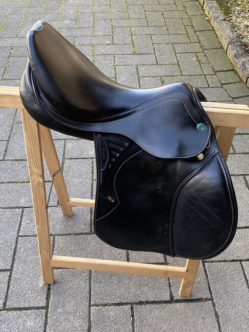 Springsattel 17/33, Prestige Versailles, Ester Herbst, Jumping Saddle, Osburg, Image 2