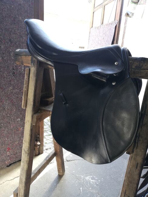 Springsattel, A. Waldhausen , Biehle , Jumping Saddle, Kotitz , Image 6