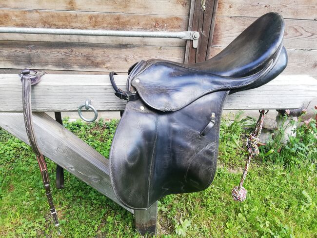 Springsattel schwarz, Waldhausen, Jasmin K. , Jumping Saddle, Limbach /V. 