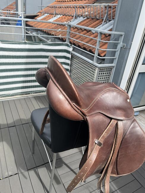 Springsattel/ Vielseitigkeitssattel gebraucht dunkelbraun, 17 Zoll, Loesdau, N., All Purpose Saddle, Villingen-Schwenningen 