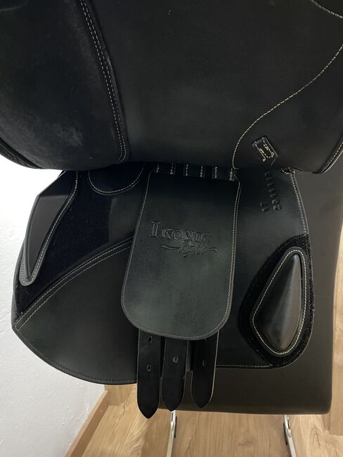 Springsattel, Ikonic Light 17, Doris Hosner, Jumping Saddle, Geiersberg, Image 2