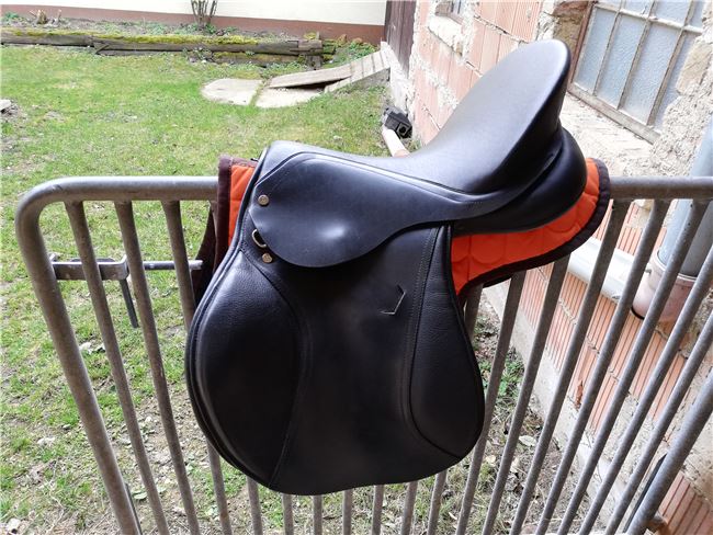 Springsattel, Karsten Huck Springsattel, Bernadette, Jumping Saddle, Bad Pirawarth