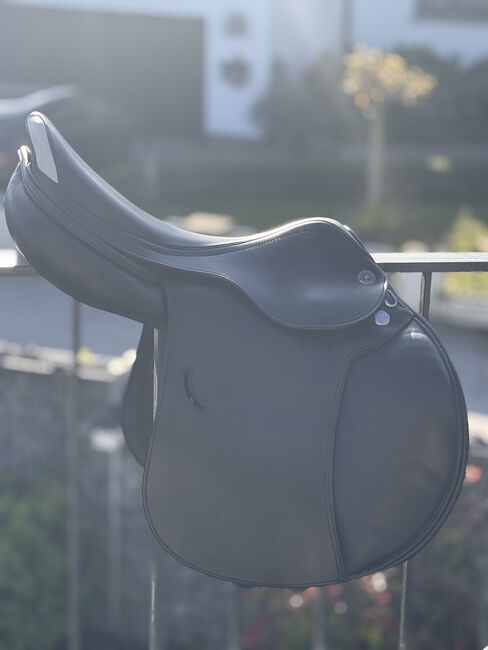 Springsattel Prestige Paris 17“/33, Prestige  Paris, Lil Herholz , Jumping Saddle, Datteln 