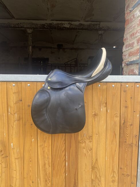 Springsattel Prestige Venezia 17 Zoll, Prestige Venezia, Emma Ohst, Jumping Saddle, Paplitz