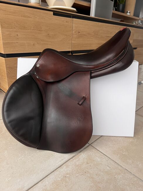 Springsattel, Selleria Equipe  Evolution , Larissa , Jumping Saddle, Winnenden