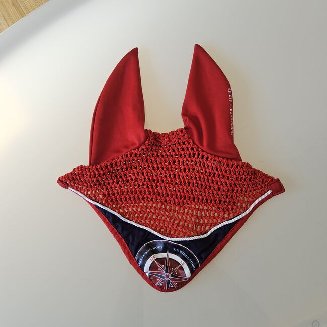 Fliegenmütze in rot von Schockemöhle, Schockemöhle, S. Fischer, Ochrona koni przed owadami , Osnabrück