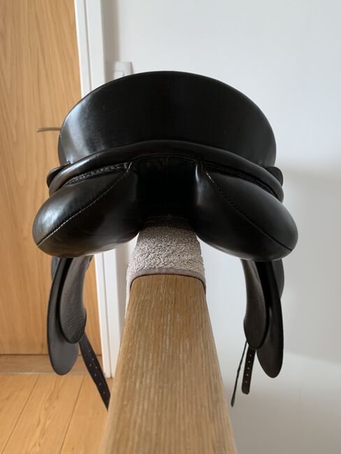 Karl Niedersüss (KN) - Allegro Dressage Saddle, Karl Niedersüss Allegro, Victoria, Dressage Saddle, London, Image 5