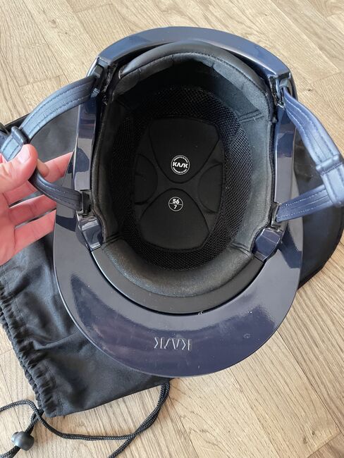 Kask Kooki Lady Shield Glossy Gr. 56, Kask Kooki Lady Shield glossy, Daniela Gruber, Reithelme, Brombachtal, Abbildung 4