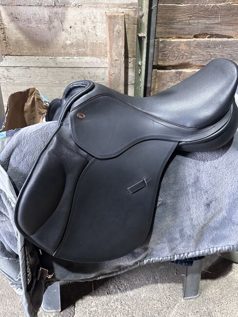 Kavalkade Hektor springsattel 16 Zoll, Kavalkade  Hektor , EH , Jumping Saddle, Sendenhorst