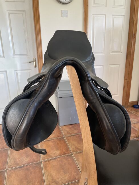 Keiffer 17.5 inch jump saddle, Keiffer Jump saddle, Edyta Derda, Springsattel, Edgeworthstown, Abbildung 8