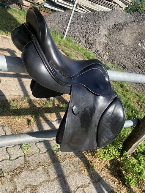 Kenaur Springsattel Titron schwarz KW 3, 17,5" Sattelkissen, Kentaur Titron, Alexandra , Jumping Saddle, Salzburg 