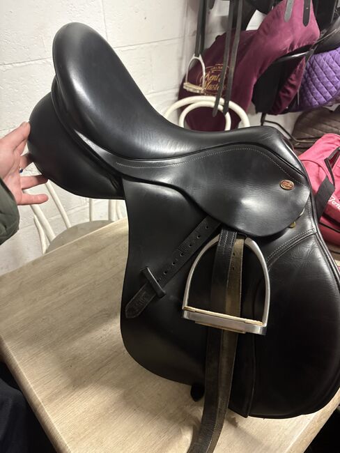 Kent and Masters 17.5 wide HWGP saddle, Kent and Masters , Louise Forman , Sonstiger Sattel, Penkridge 