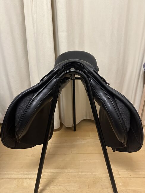 Kent and Masters Black 17.5 GP Saddle, Kent and Masters, Sarah, All Purpose Saddle, Leeds, Image 6