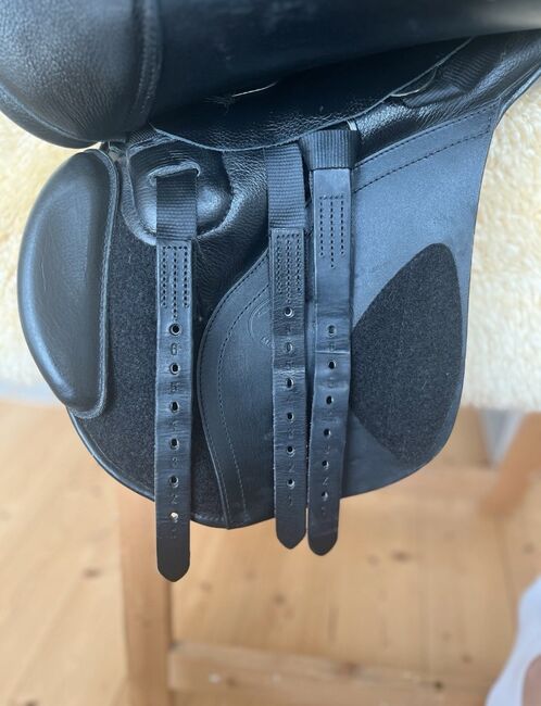 Kent and Masters  Sattel 17 Zoll MGP neuwertig VS Springen, Kent and Masters  MGP, Sabine Nowarre, All Purpose Saddle, Bielefeld , Image 5