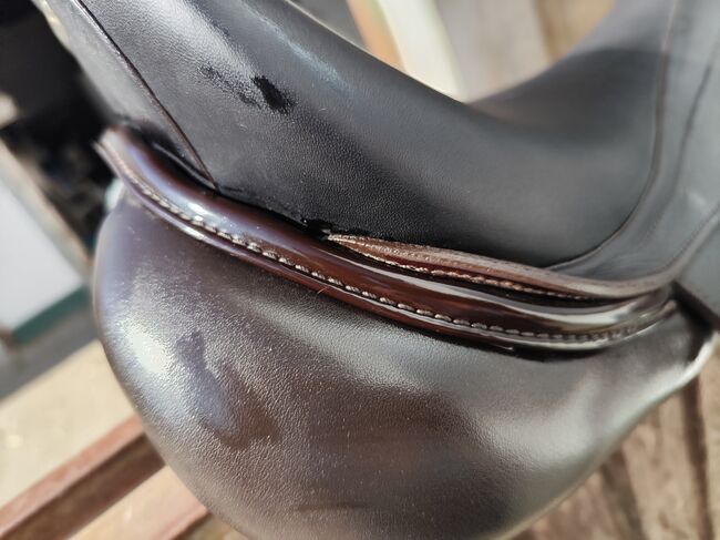 Kentauer Dressursattel Ithaka doubliert mit Lack 17, 5 Zoll, Kentauer  Ithaka , Juliane Klauß, Dressage Saddle, Rodgau , Image 4