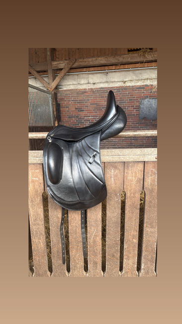 Kentauer Rhode 17 1/2 Zoll Kammer M, Kentauer Rhode, Isabell Huppach, Dressage Saddle, Rheine