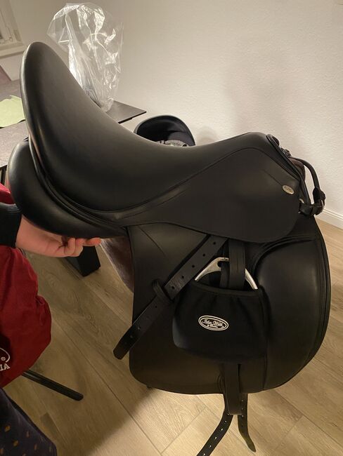 Kentaur Afrodite Dressursattel, 17,5 Zoll, Kammerweite 4, Kentaur Afrodite, Christina , Dressage Saddle, Sande , Image 2