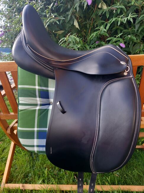 Kentaur Saddlery, Dressursattel Ithaka 17,5'', Kentaur Saddlery Ithaka , Bernadette Zahler, Dressage Saddle, Bayern - Bad Endorf