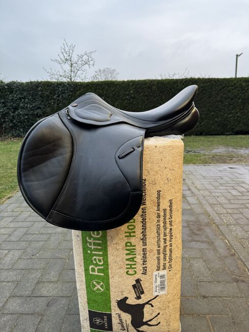 Kentaur Titan III Springsattel, Kenatur Titan, Lara, Jumping Saddle, Lingen