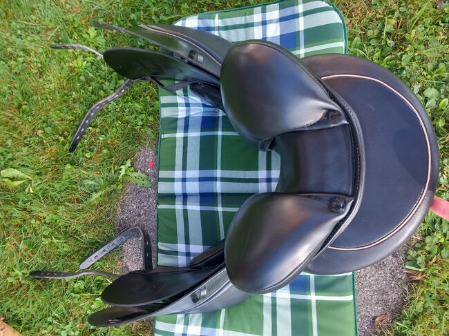 Kentaur Saddlery, Dressursattel Ithaka 17,5'', Kentaur Saddlery Ithaka , Bernadette Zahler, Dressage Saddle, Bayern - Bad Endorf, Image 2