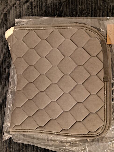 Kentucky Dyon Saddle Pad, Kentucky / Dyon Corduroy, Lea Kraßnitzer, Schabracken, Hallein, Abbildung 4