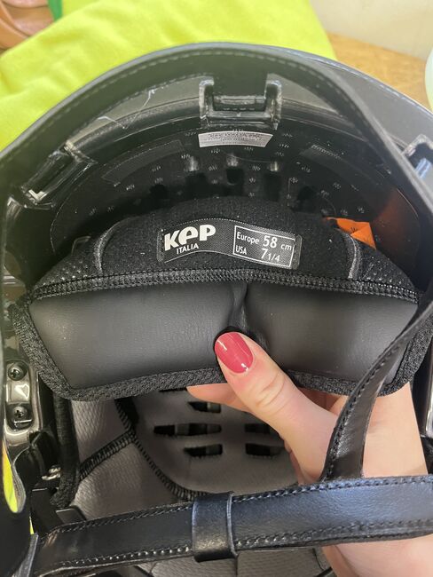 KEP Cromo 2.0, Kep  Cromo 2.0, Theresa Sandhowe, Riding Helmets, Nordkirchen, Image 4