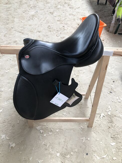 Kiefer Sattel 17 Zoll Vielseitigkeit, Kiefer Aachen, Nancy , All Purpose Saddle, Dautphetal
