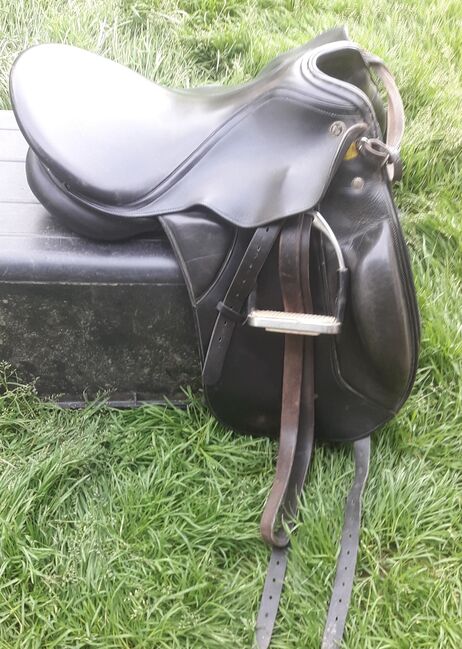 Kieffer Dressur Lech DL Excellent 18 tief KW 32 schwarz, Kieffer Lech DL EXCELLENT, CPR Ranch, Dressage Saddle, Dormagen